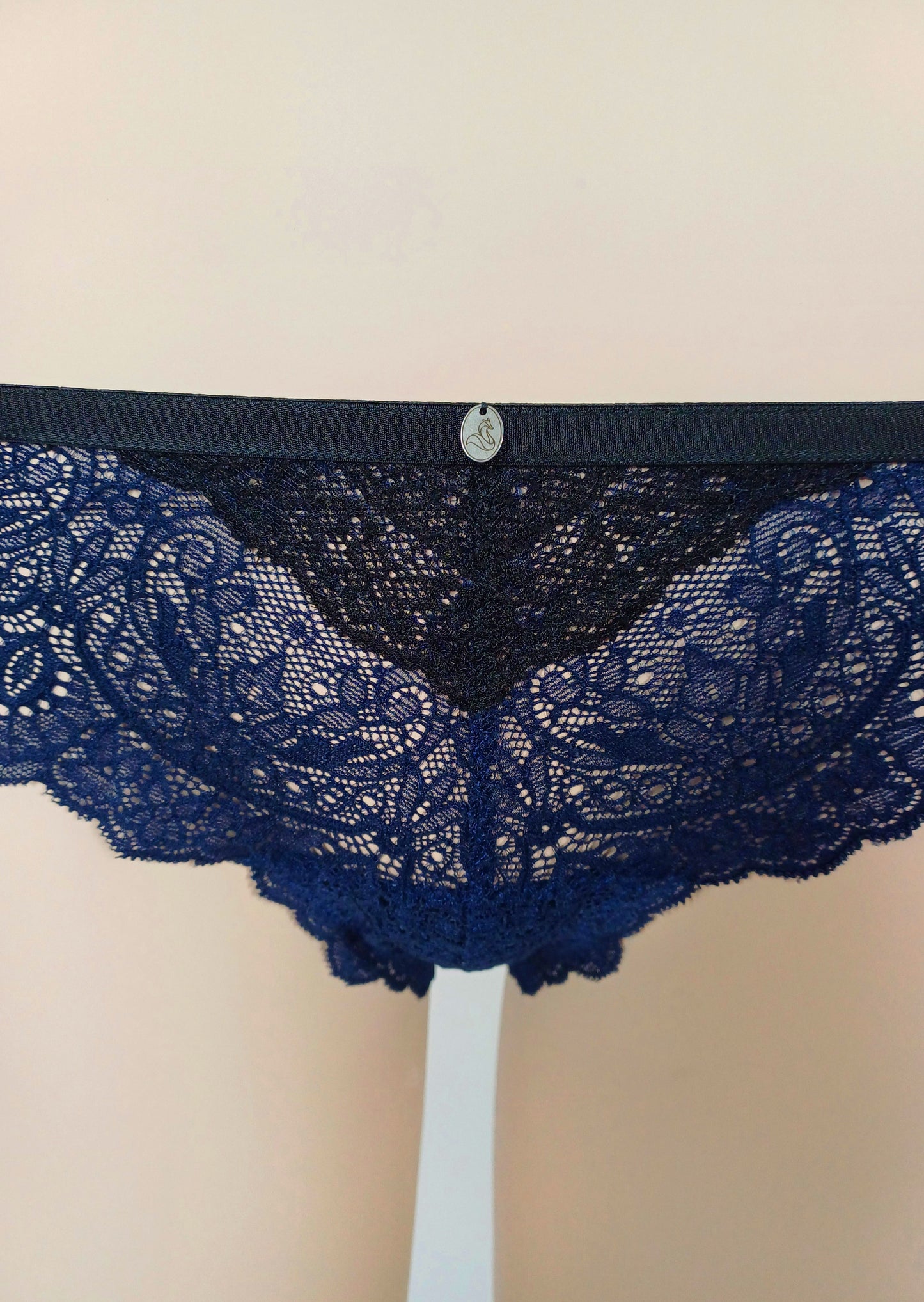 M1 - Dessous-Set: Bikini Slip + Bralette von Orietta Orelli