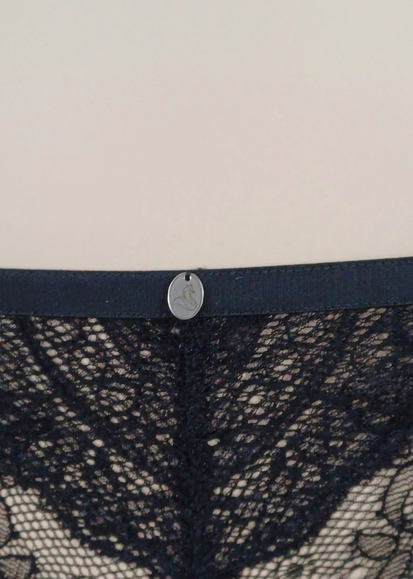 M8 - Model Set: Shorts + Bralette von Orietta Orelli
