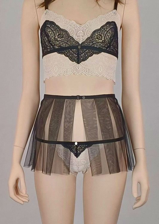 A1 - Accessoire: kurzer Rock von Orietta Orelli