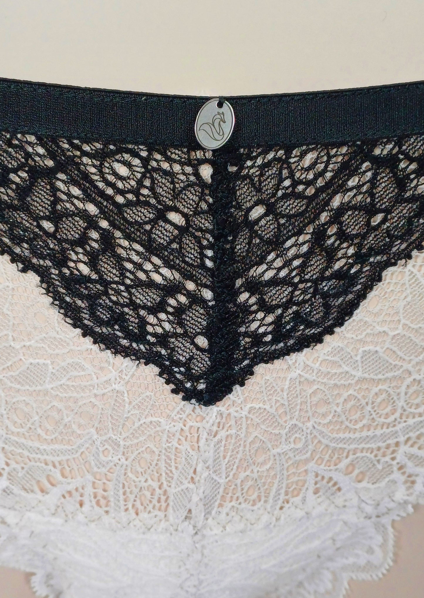 M1 - Dessous-Set: Bikini Slip + Bralette von Orietta Orelli