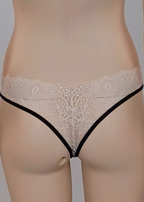 M5-U - Thong Slip von Orietta Orelli