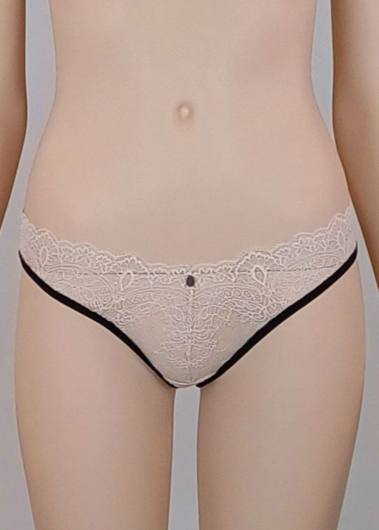 M5-U - Thong Slip von Orietta Orelli