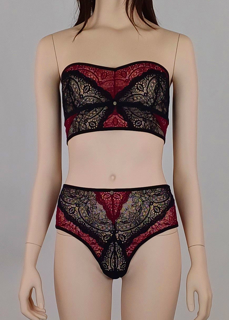 M7 - Model Set: Slip mit hoher Taille + Bustier-Top von Orietta Orelli