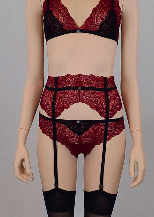 A3 - Accessoire: Strumpfhalter breit von Orietta Orelli